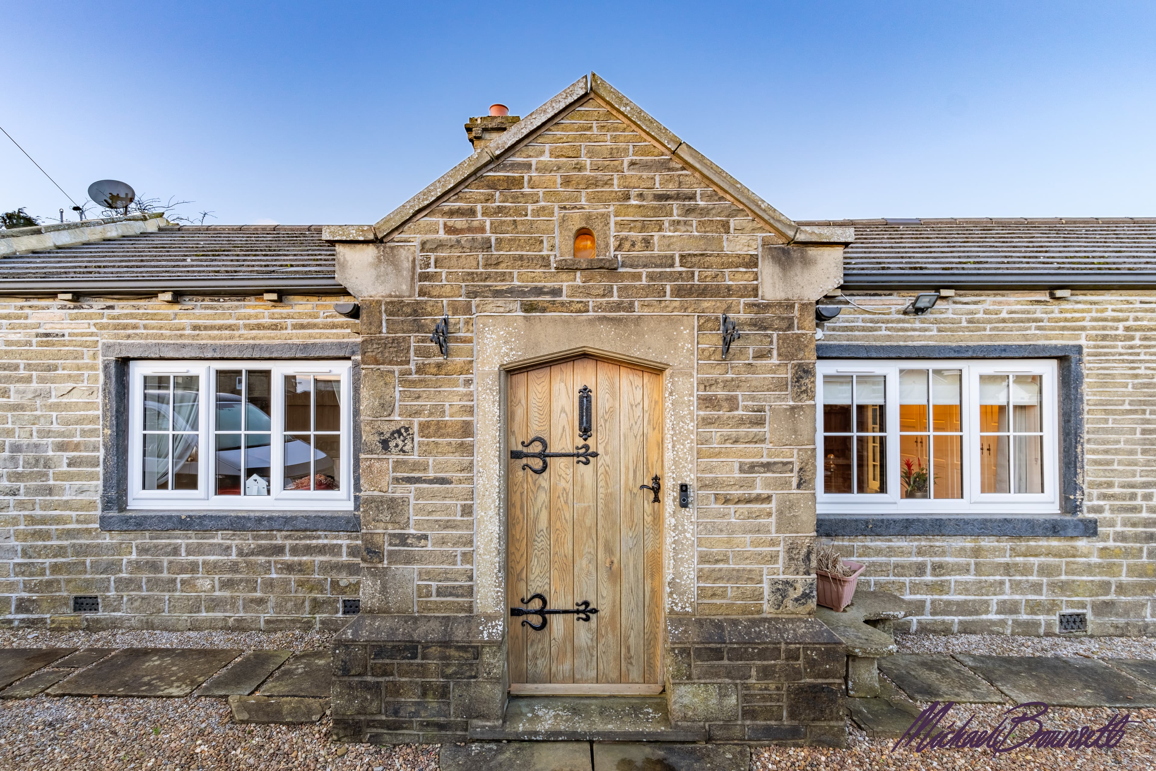 Cute Cottage with Character